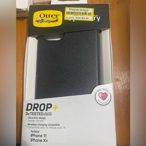 NWT OtterBox symmetry iPhone 11 black protection case drop tested